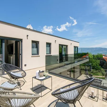 Amazing In With Kitchen Holiday home Nedescina